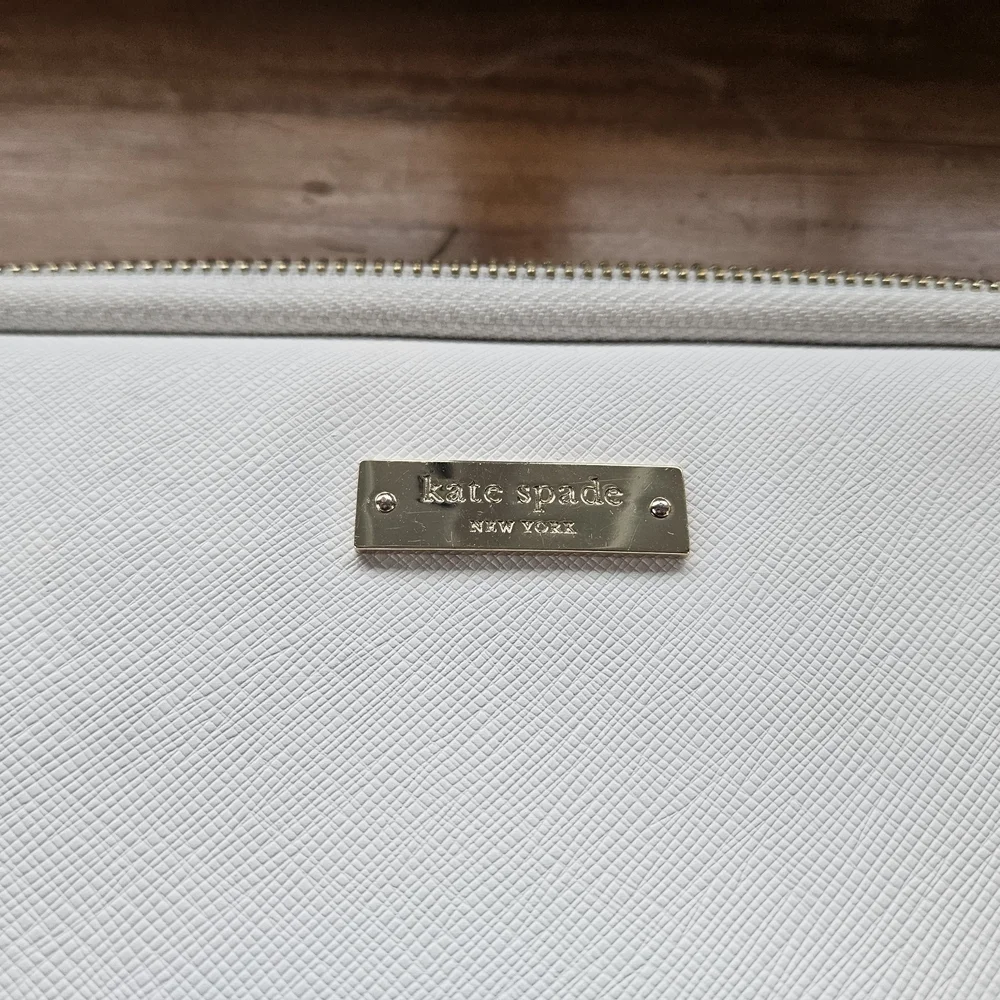 Kate Spade Two-Tone Laptop Bag in Black and Cream